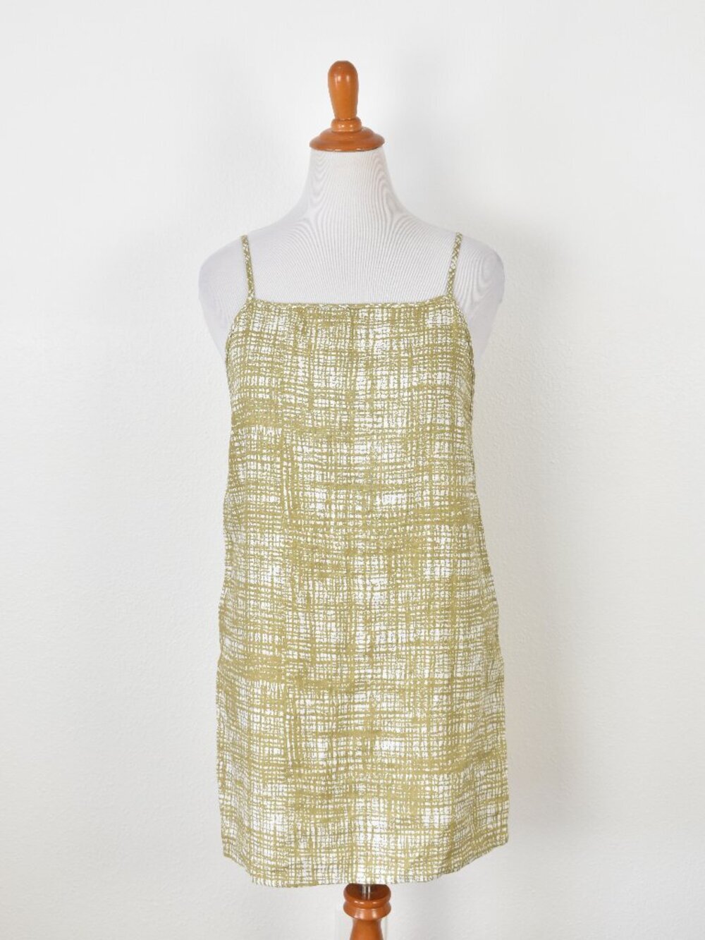 Reformation Kienna Linen Dress in Burlap - L